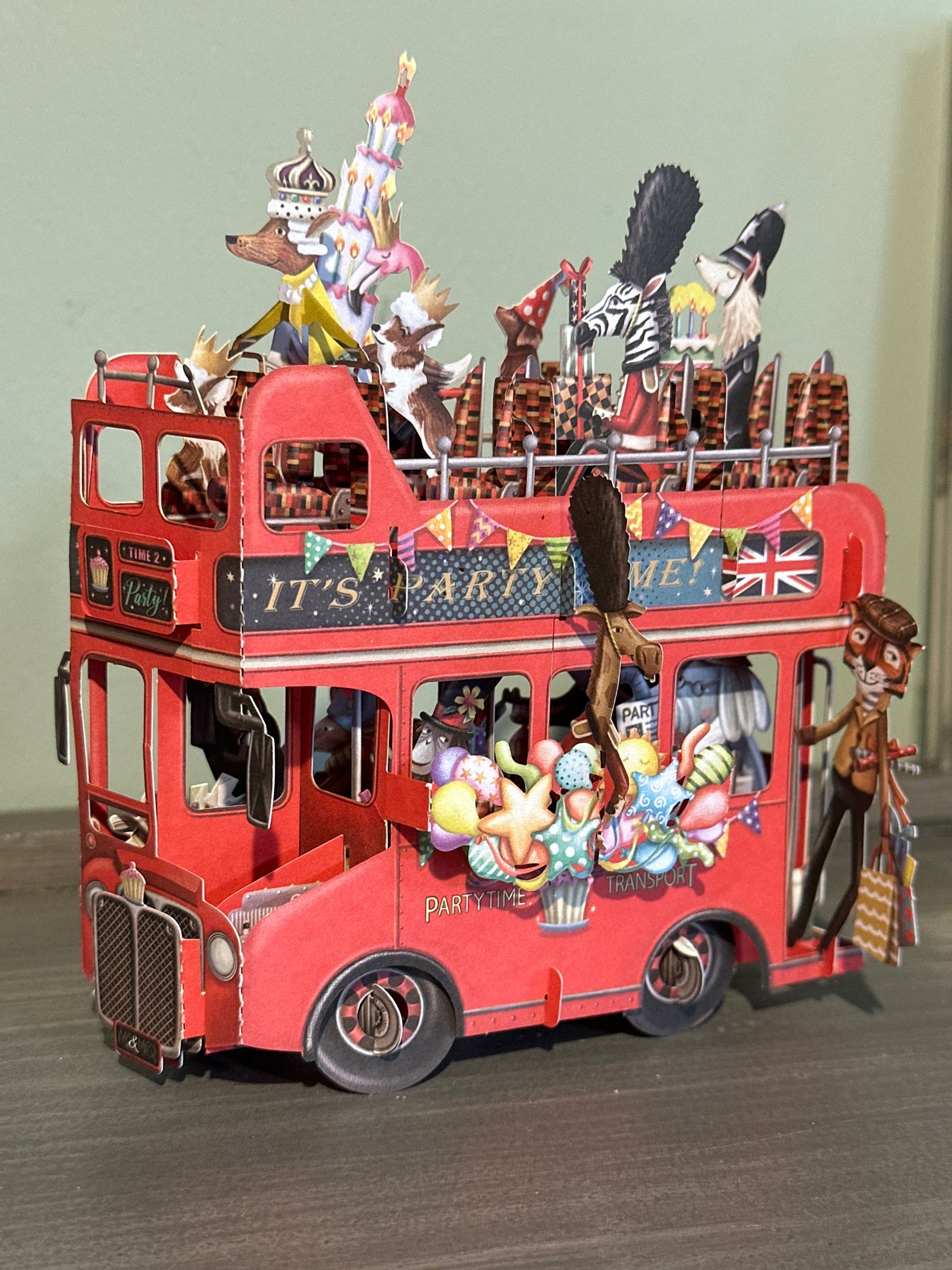 3D036 The King’s Party Bus