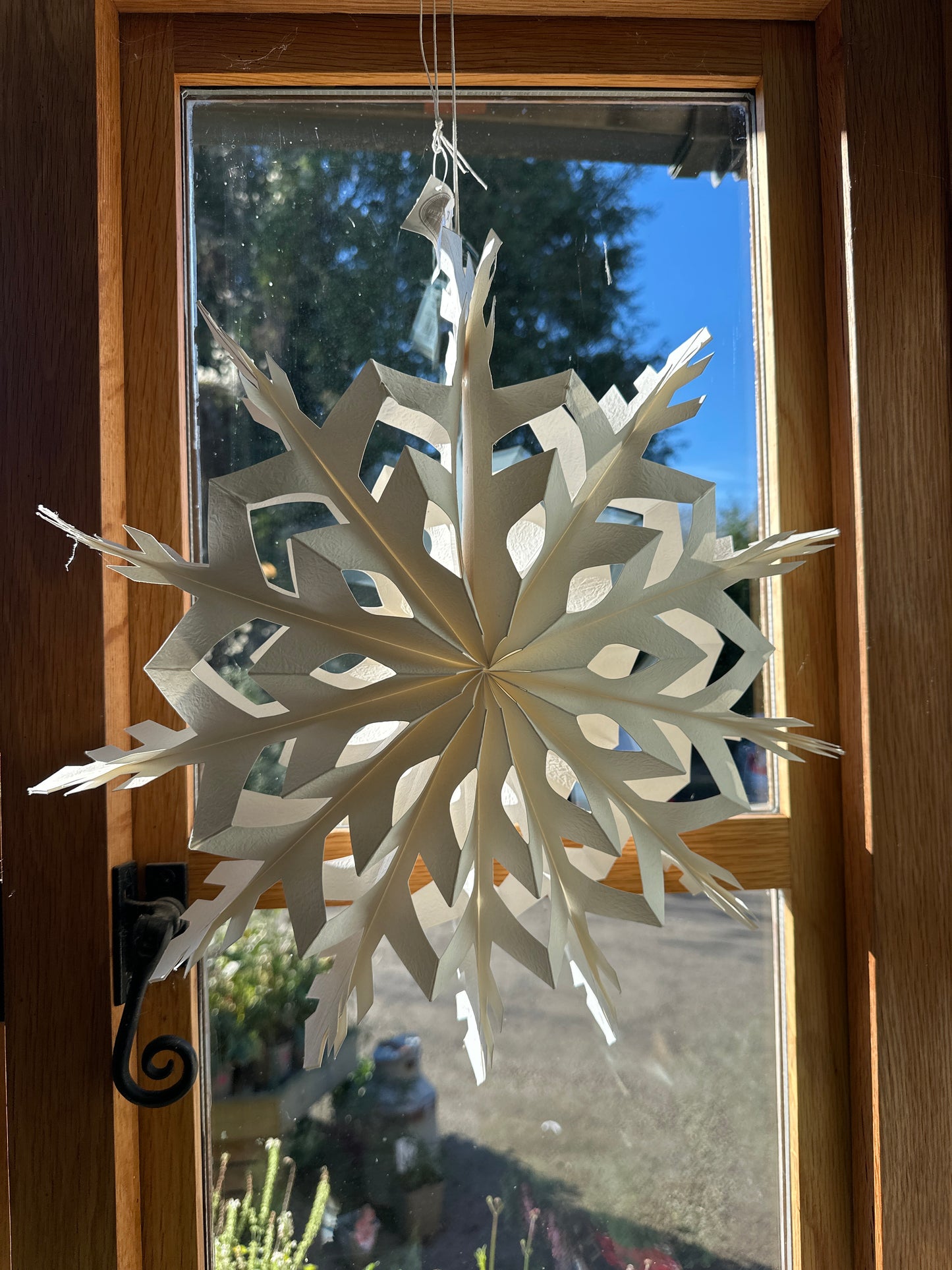 HS Origami White Paper Snowflakes