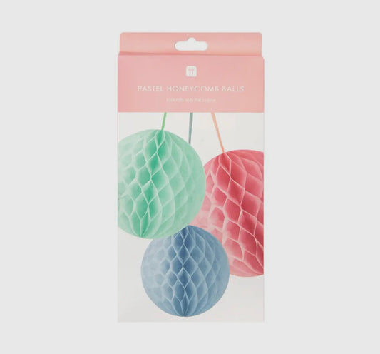 TT Honeycomb Triple Hanging Balls