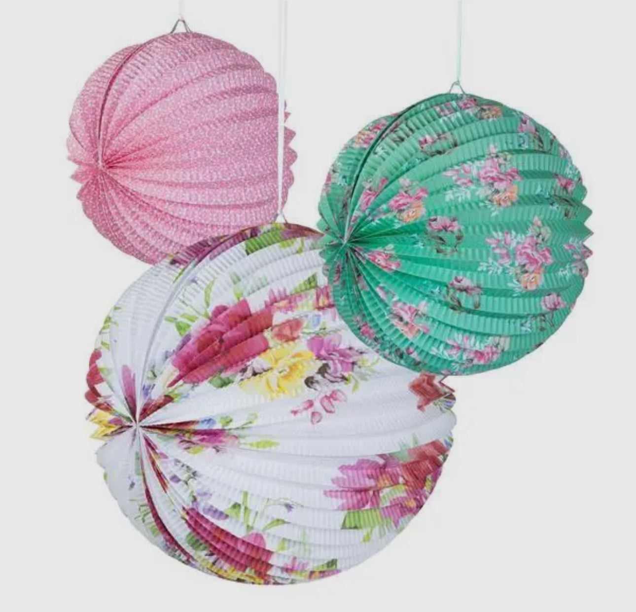 TT 3 Paper Lanterns Pastel Floral