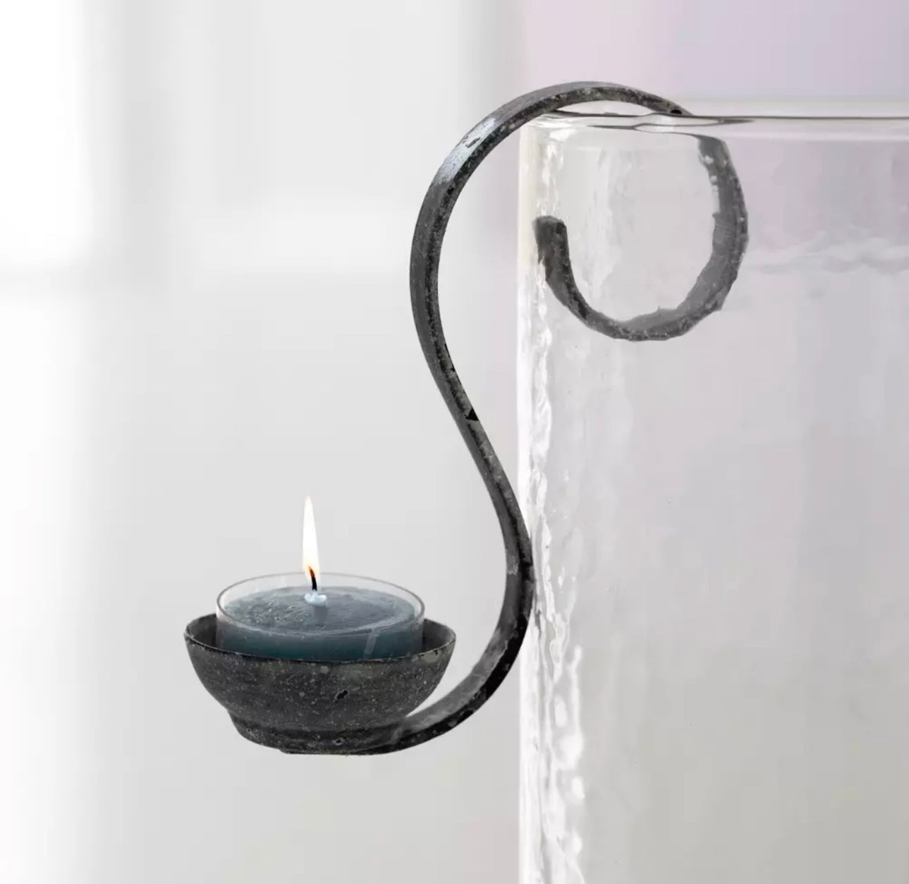 GI Hanging Metal Tealight Holder