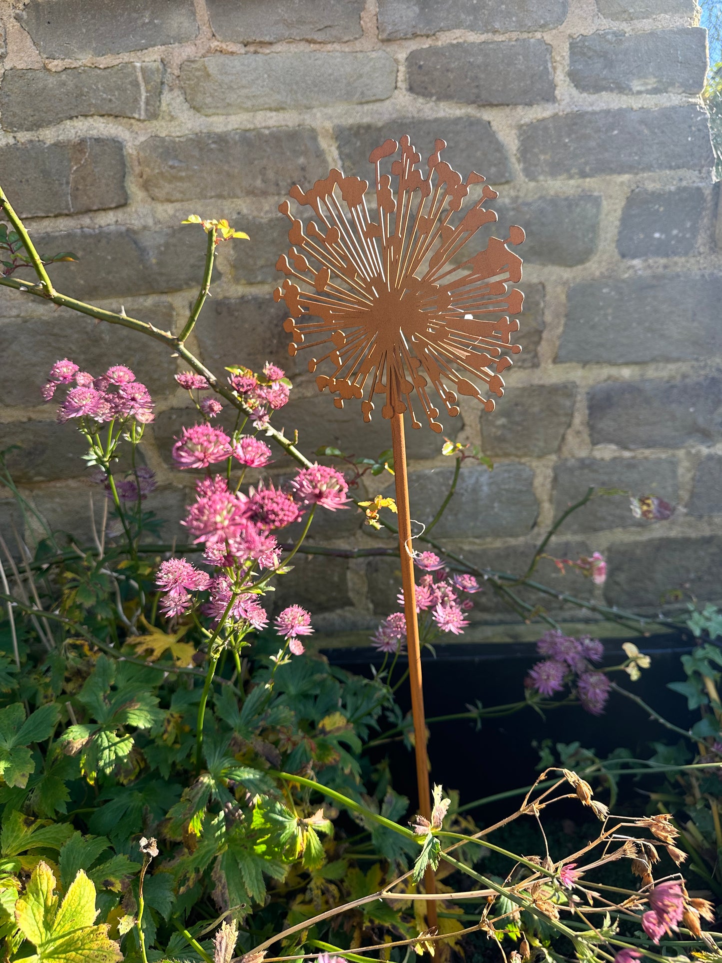 Decorative Metal Dandelion Garden Stake